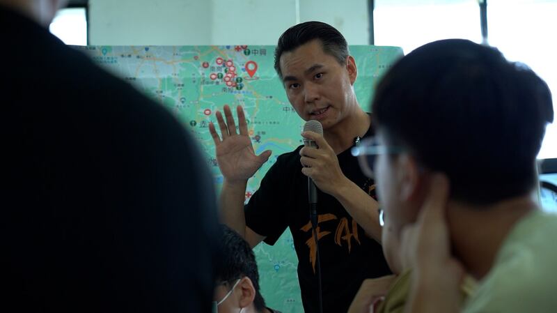 福摩萨学院执行长谢易宏透过教会串起民间防卫网络,强化社区韧性。(唐正摄影)